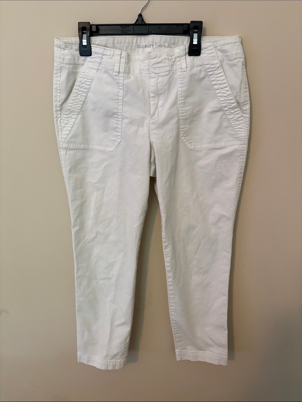 Old Navy White Cropped Ankle Pants